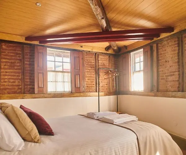 Casa Da Praça Velha * Braga